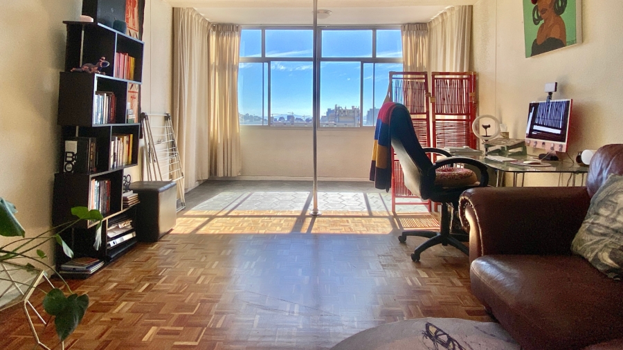 1 Bedroom Property for Sale in Gardens Western Cape